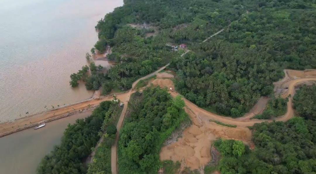 PT TBS Diduga “Biang Kerok” Pencemaran Kali dan Pesisir Pantai di Desa Puununu Bombana