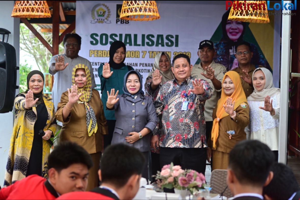 Anggota DPRD Sultra Rosni, Sosialisasi Bahaya Narkoba kepada Siswa SMA Se Kota BauBau