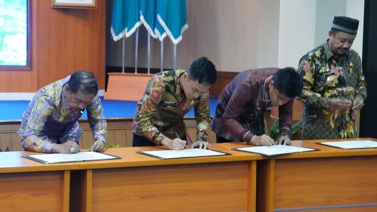Bupati Konut Teken Komitmen Meritokrasi Bersama Kepala BKN
